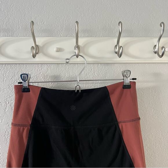 Athleta Salutation Colorblock Asym 7/8 Leggings In Powervita - Picture 8 of 10